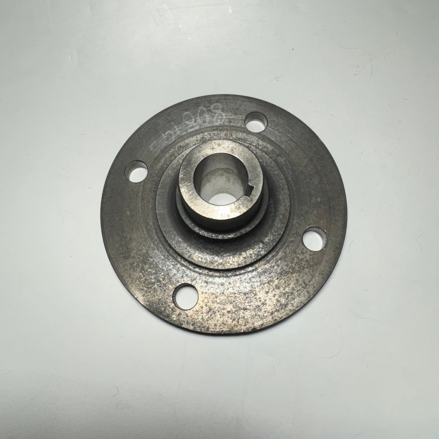 808192 Briggs & Stratton Wheel Hub