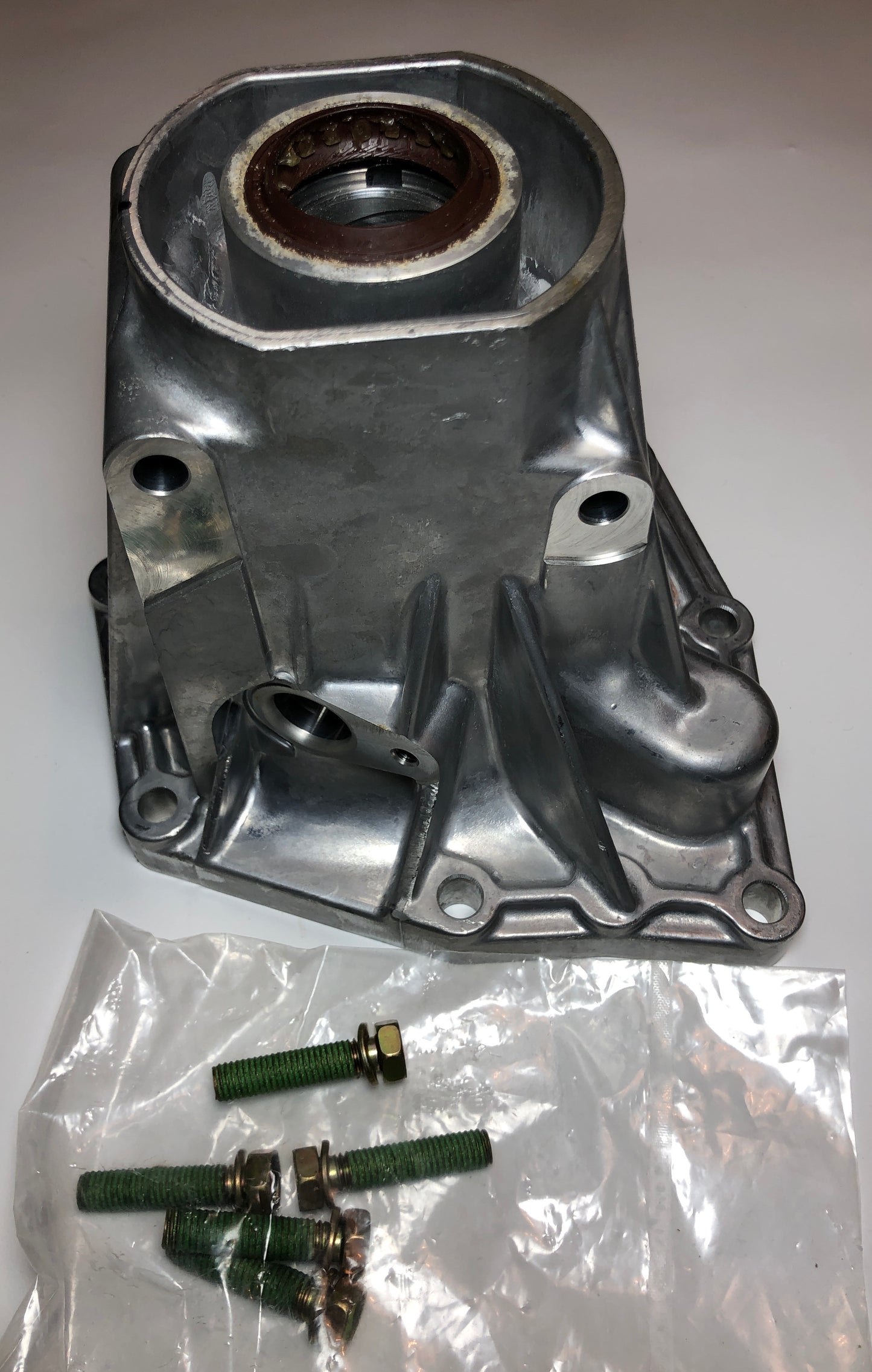 2702754 Cushman Housing Set, Extension