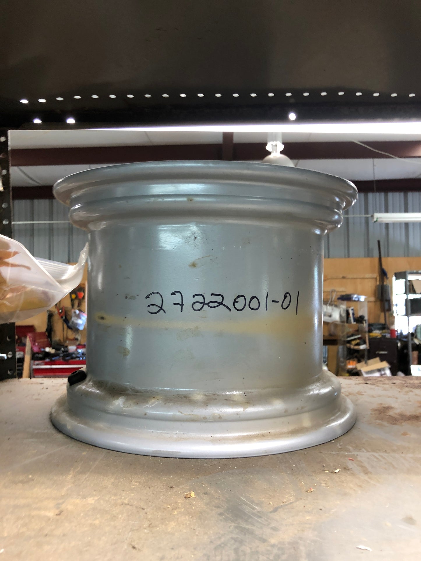 2722001-01 Bobcat, Bunton, Ryan Rim Assy w/valve stem